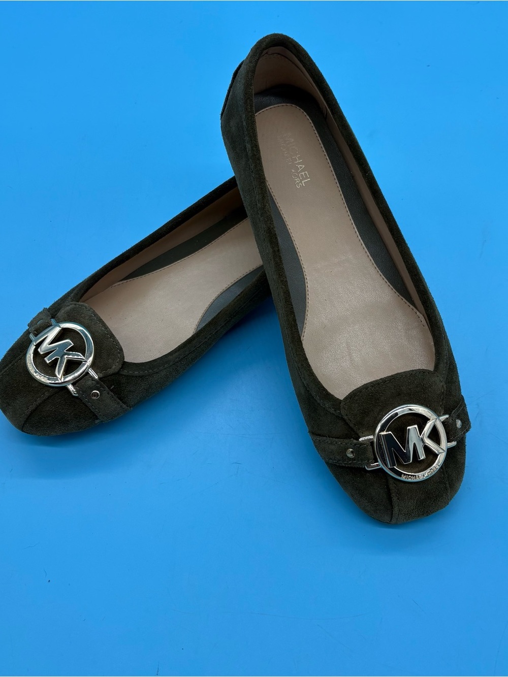 Michael Kors Women’s Fulton Suede Ballet Flat Shoes Size 8 - Picture 2 of 7